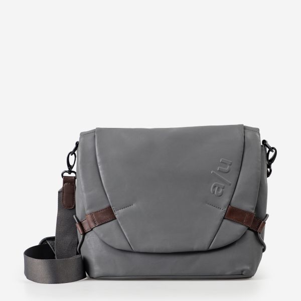 Aunts & Uncles Men's Bag SENDAI